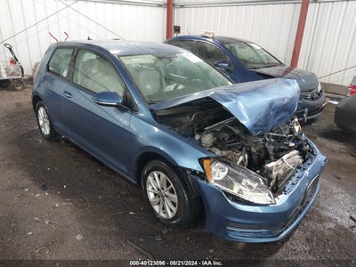 VOLKSWAGEN GOLF 2015