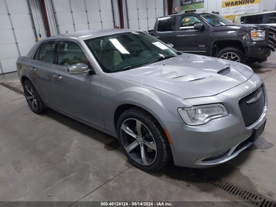 CHRYSLER 300 2018