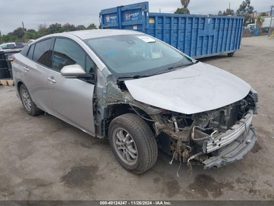 TOYOTA PRIUS PRIME 2017