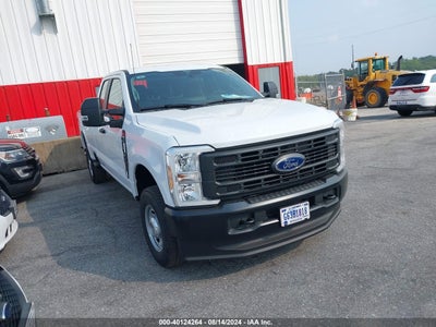 FORD F-250 2024