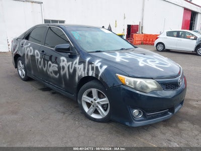 TOYOTA CAMRY 2014