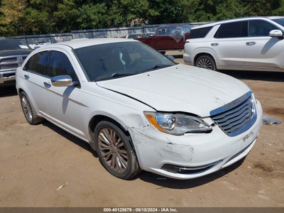 CHRYSLER 200 2012
