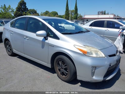 TOYOTA PRIUS 2013