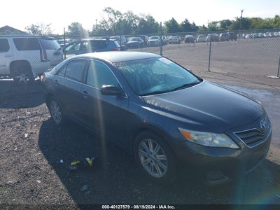 TOYOTA CAMRY 2010