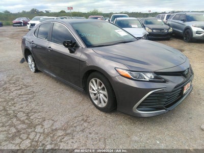 TOYOTA CAMRY 2022