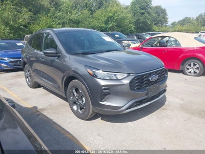 FORD ESCAPE 2023