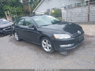 VOLKSWAGEN PASSAT 2015