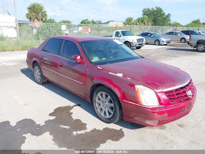 CADILLAC DTS 2011