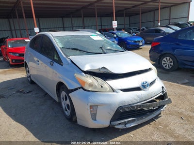 TOYOTA PRIUS 2013