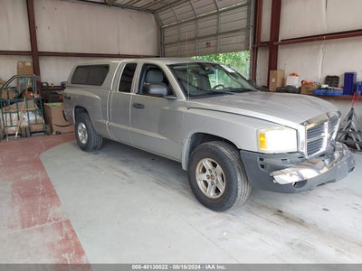 DODGE DAKOTA 2005