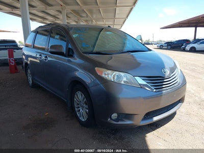 TOYOTA SIENNA 2014