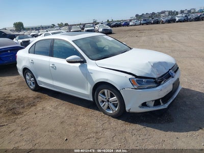 VOLKSWAGEN JETTA HYBRID 2014