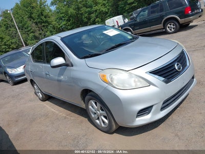 NISSAN VERSA 2014