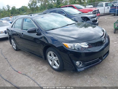 TOYOTA CAMRY 2013