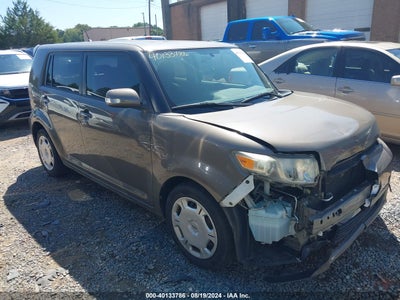 SCION XB 2012