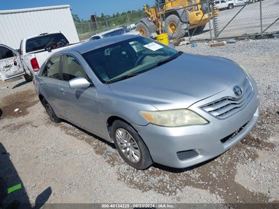 TOYOTA CAMRY 2010