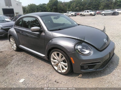 VOLKSWAGEN BEETLE 2014
