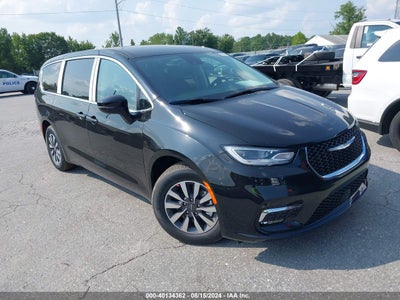 CHRYSLER PACIFICA HYBRID 2024
