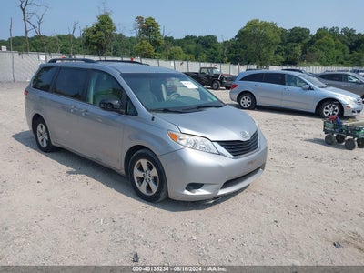 TOYOTA SIENNA 2014