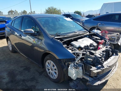 TOYOTA PRIUS 2021