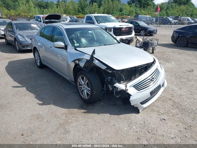INFINITI Q40 2015