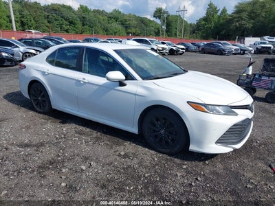 TOYOTA CAMRY 2018