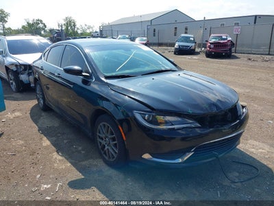 CHRYSLER 200 2015