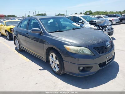 TOYOTA CAMRY 2011
