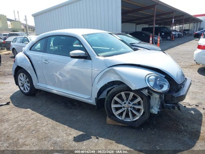 VOLKSWAGEN BEETLE 2017