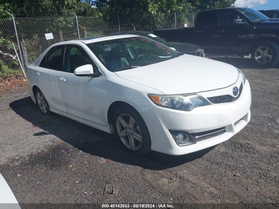TOYOTA CAMRY 2014