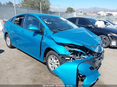 TOYOTA PRIUS PRIME 2019