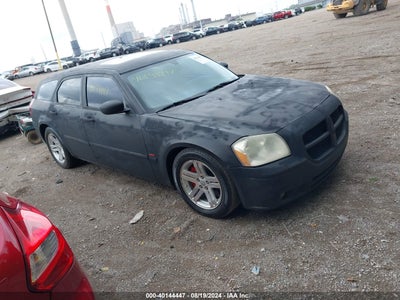 DODGE MAGNUM 2005