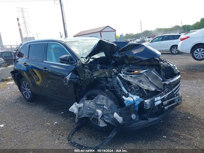 TOYOTA HIGHLANDER 2019