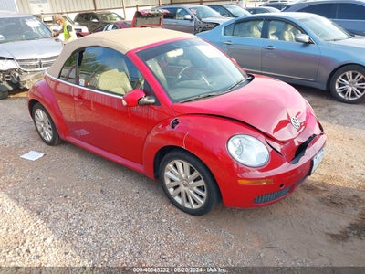VOLKSWAGEN NEW BEETLE 2008