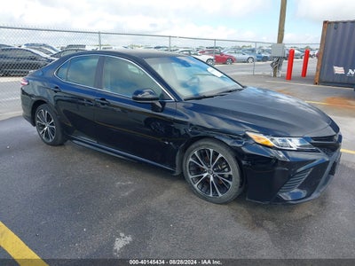 TOYOTA CAMRY 2020