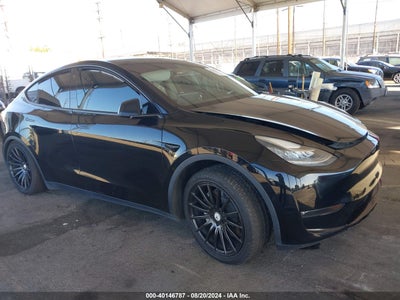 TESLA MODEL Y 2021
