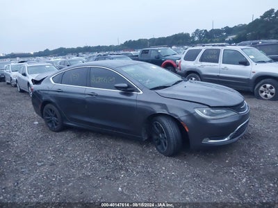 CHRYSLER 200 2015