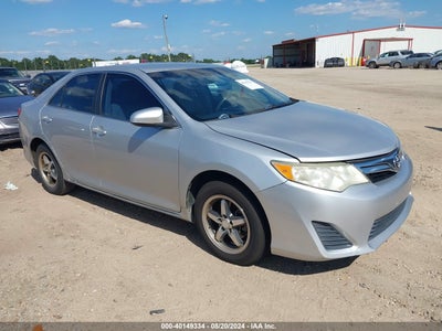 TOYOTA CAMRY 2012