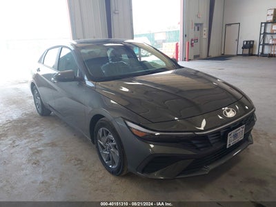 HYUNDAI ELANTRA HYBRID 2024