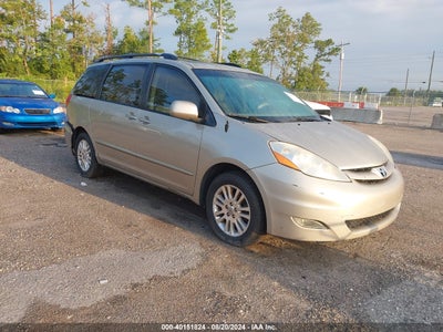 TOYOTA SIENNA 2009