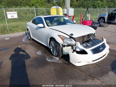 INFINITI JOURNEY 2009