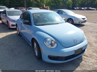 VOLKSWAGEN BEETLE 2015