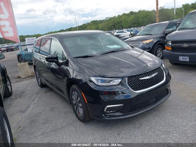 CHRYSLER PACIFICA HYBRID 2024