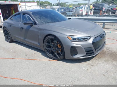 AUDI E-TRON GT 2022