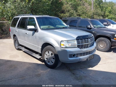 LINCOLN NAVIGATOR 2010