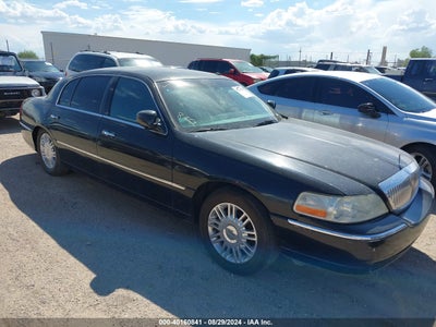 LINCOLN TOWN CAR 2008