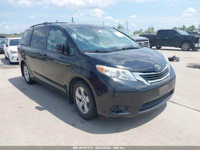 TOYOTA SIENNA 2013