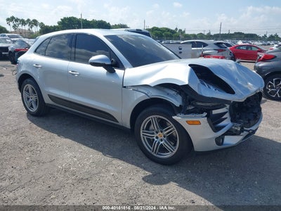 PORSCHE MACAN 2015