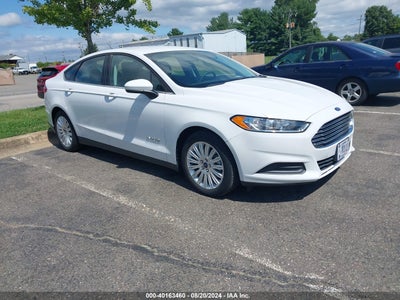 FORD FUSION HYBRID 2016