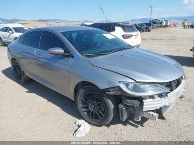 CHRYSLER 200 2015